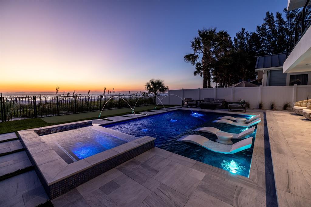 Indian Rocks Beach, Florida, 33785, United States, 8 Bedrooms Bedrooms, ,11 BathroomsBathrooms,Residential,For Sale,1997282