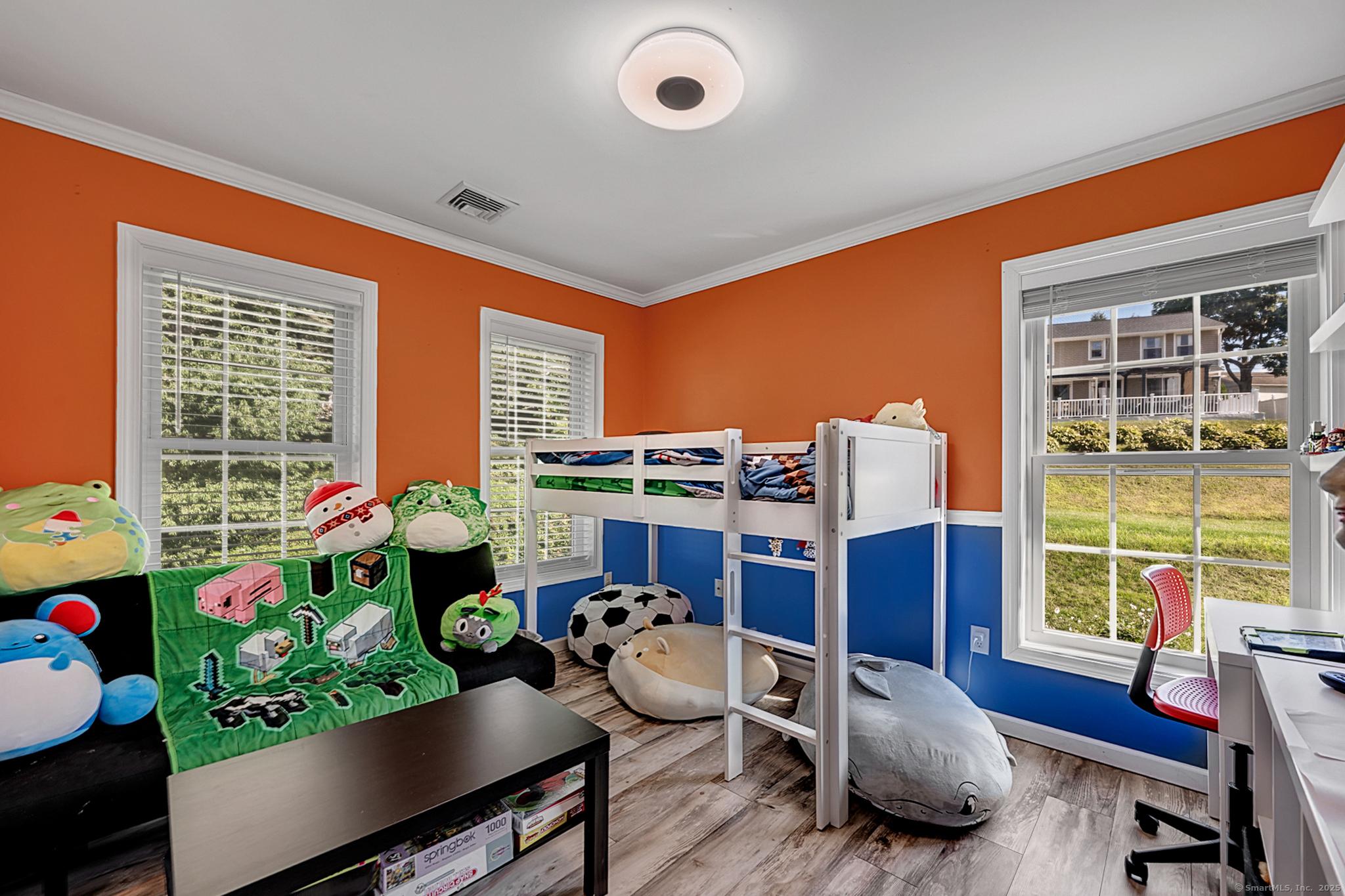 Naugatuck, Connecticut, 06770, United States, 4 Bedrooms Bedrooms, ,3 BathroomsBathrooms,Residential,For Sale,1937720