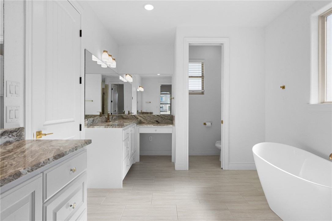 Bryan, Texas, 77808, United States, 3 Bedrooms Bedrooms, ,3 BathroomsBathrooms,Residential,For Sale,1984119