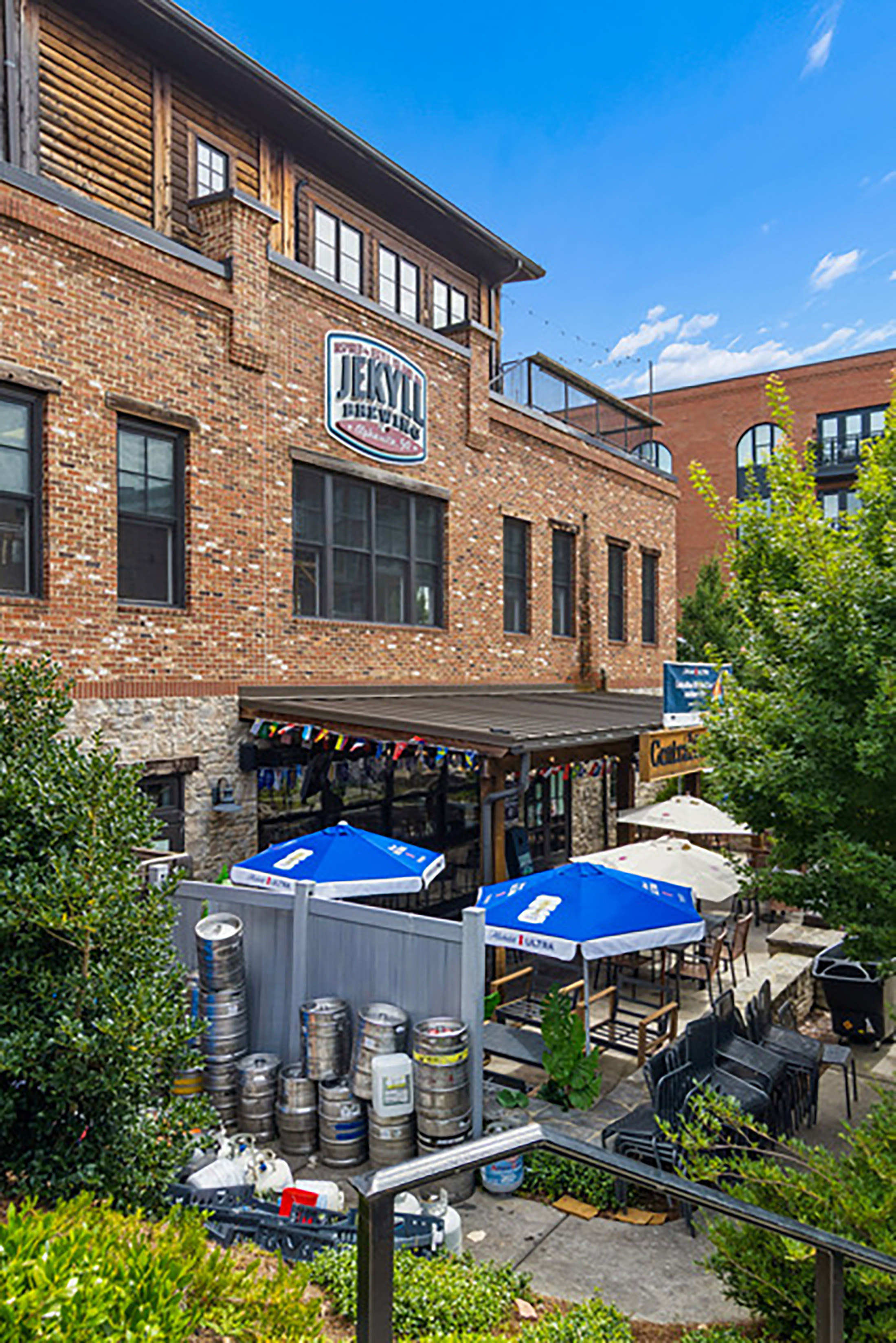  Extensively Renovated Home in the Heart of Downtown Alpharetta - 物件實景