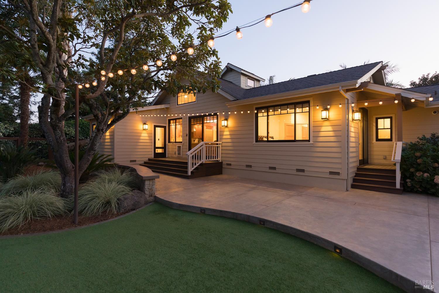 Santa Rosa, California, 95401, United States, 4 Bedrooms Bedrooms, ,4 BathroomsBathrooms,Residential,For Sale,1993093