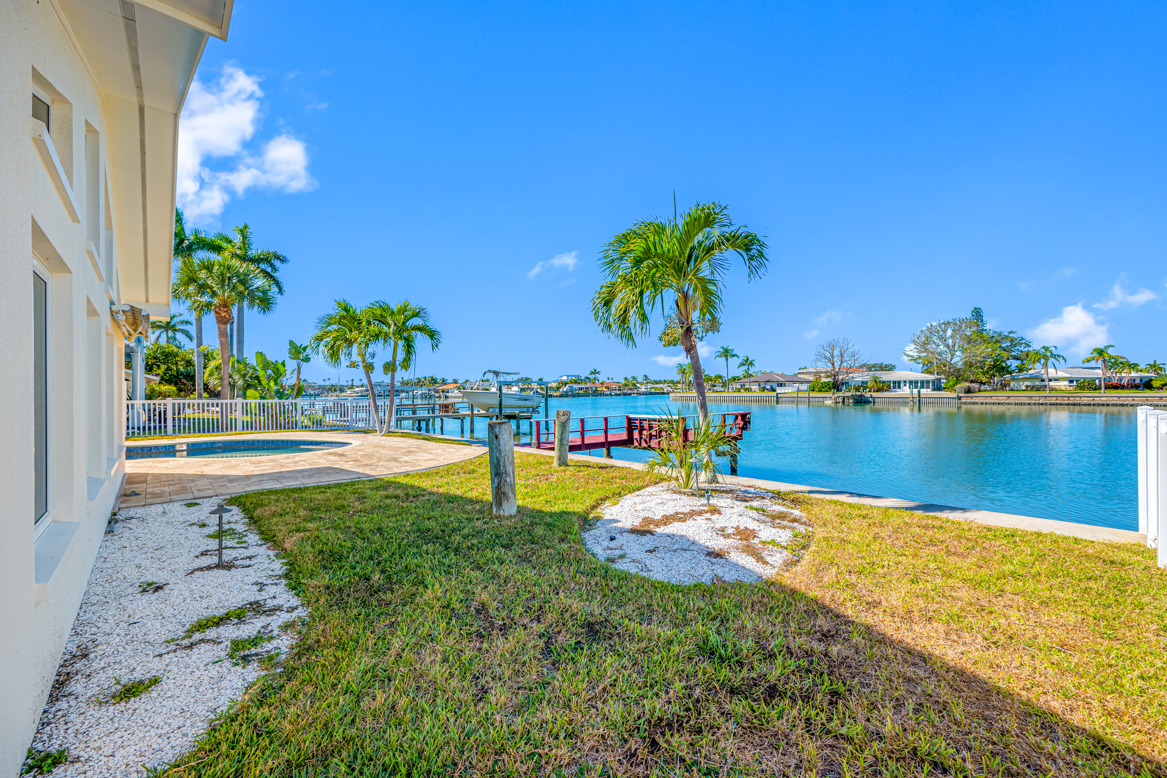 Treasure Island, Florida, 33706, United States, 3 Bedrooms Bedrooms, ,2 BathroomsBathrooms,Residential,For Sale,1990386