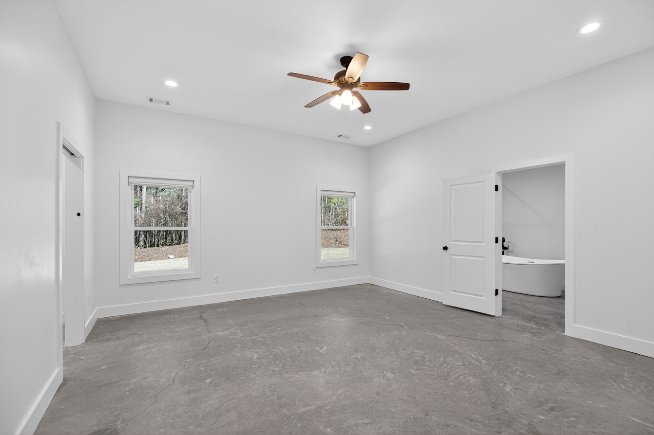 Carrollton, Georgia, 30117, United States, 4 Bedrooms Bedrooms, ,5 BathroomsBathrooms,Residential,For Sale,2015350