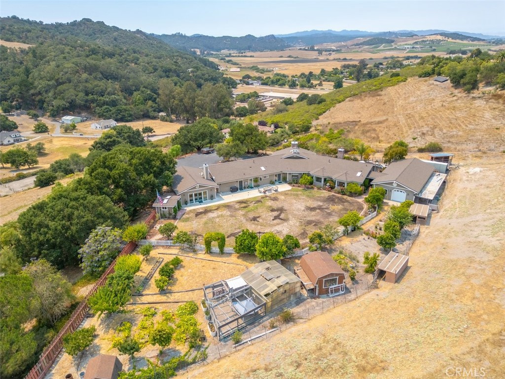 Arroyo Grande, California, 93420, United States, 5 Bedrooms Bedrooms, ,2 BathroomsBathrooms,Residential,For Sale,1982026