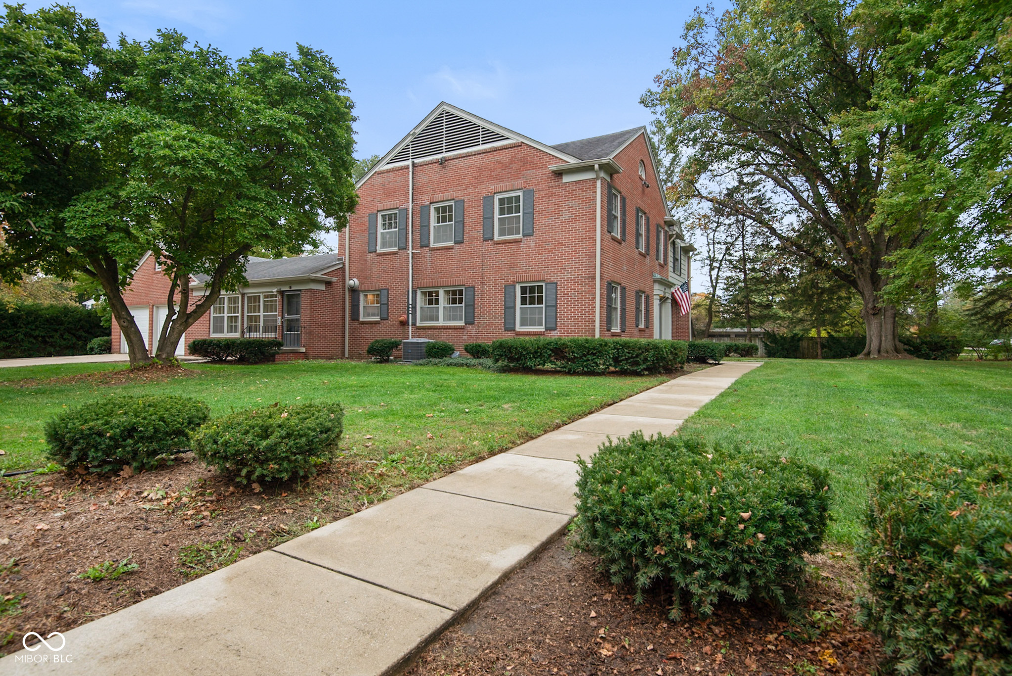 Columbus, Indiana, 47201, United States, 4 Bedrooms Bedrooms, ,3 BathroomsBathrooms,Residential,For Sale,1979631