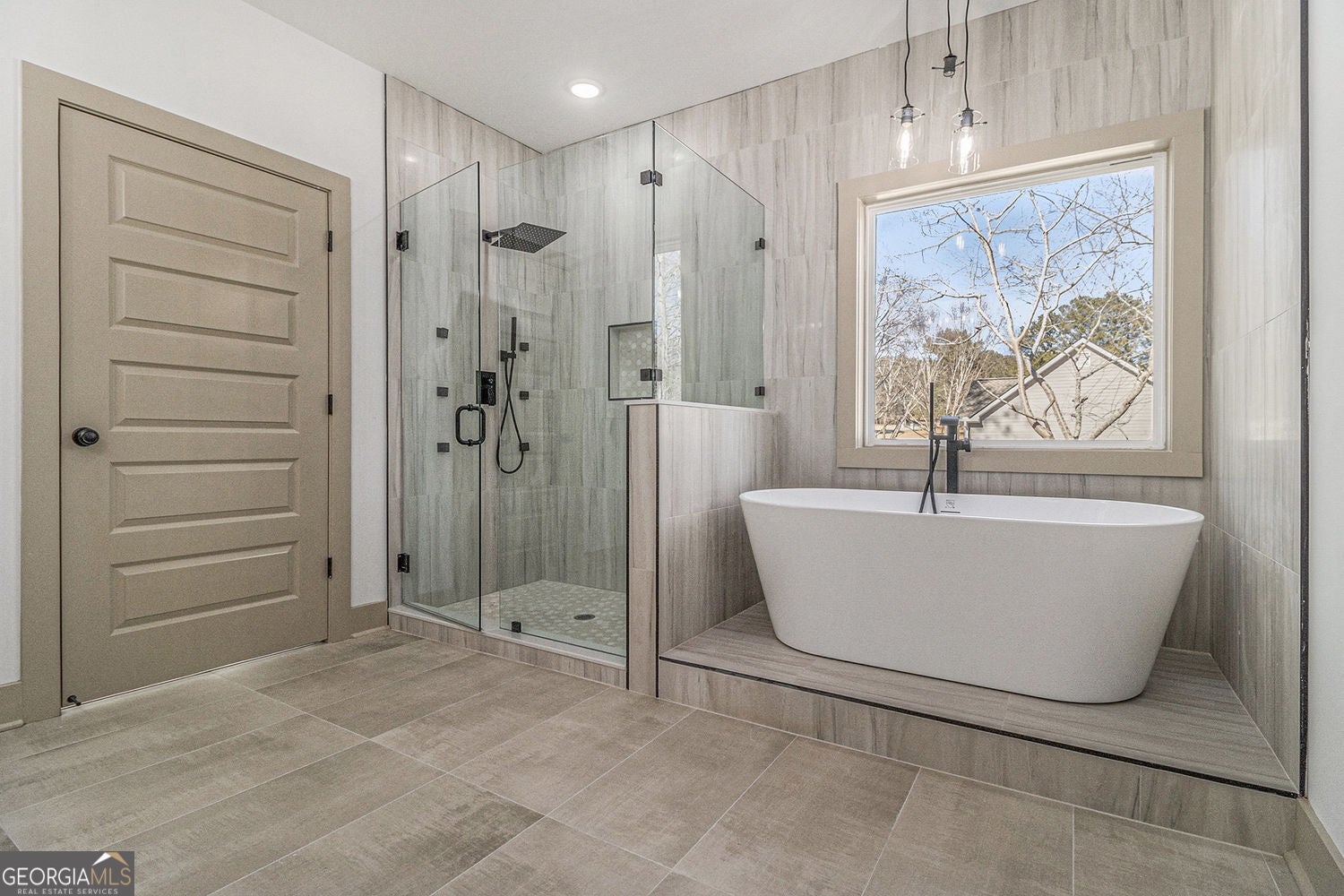 Oxford, Georgia, 30054, United States, 4 Bedrooms Bedrooms, ,3 BathroomsBathrooms,Residential,For Sale,1952005