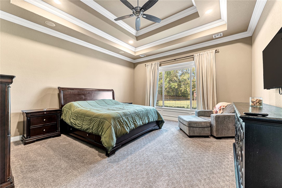 Centerton, Arkansas, 72719, United States, 5 Bedrooms Bedrooms, ,5 BathroomsBathrooms,Residential,For Sale,1992149