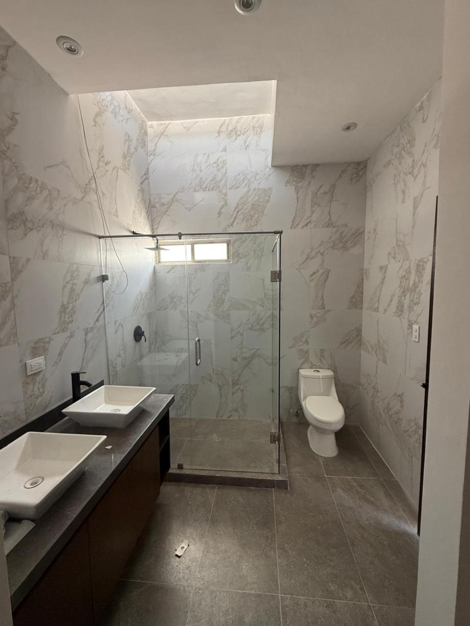 Villas del Renacimiento, Torreón, Coahuila de Zaragoza, 27420, Mexico, 3 Bedrooms Bedrooms, ,2 BathroomsBathrooms,Residential,For Sale,Villas del Renacimiento,1588559