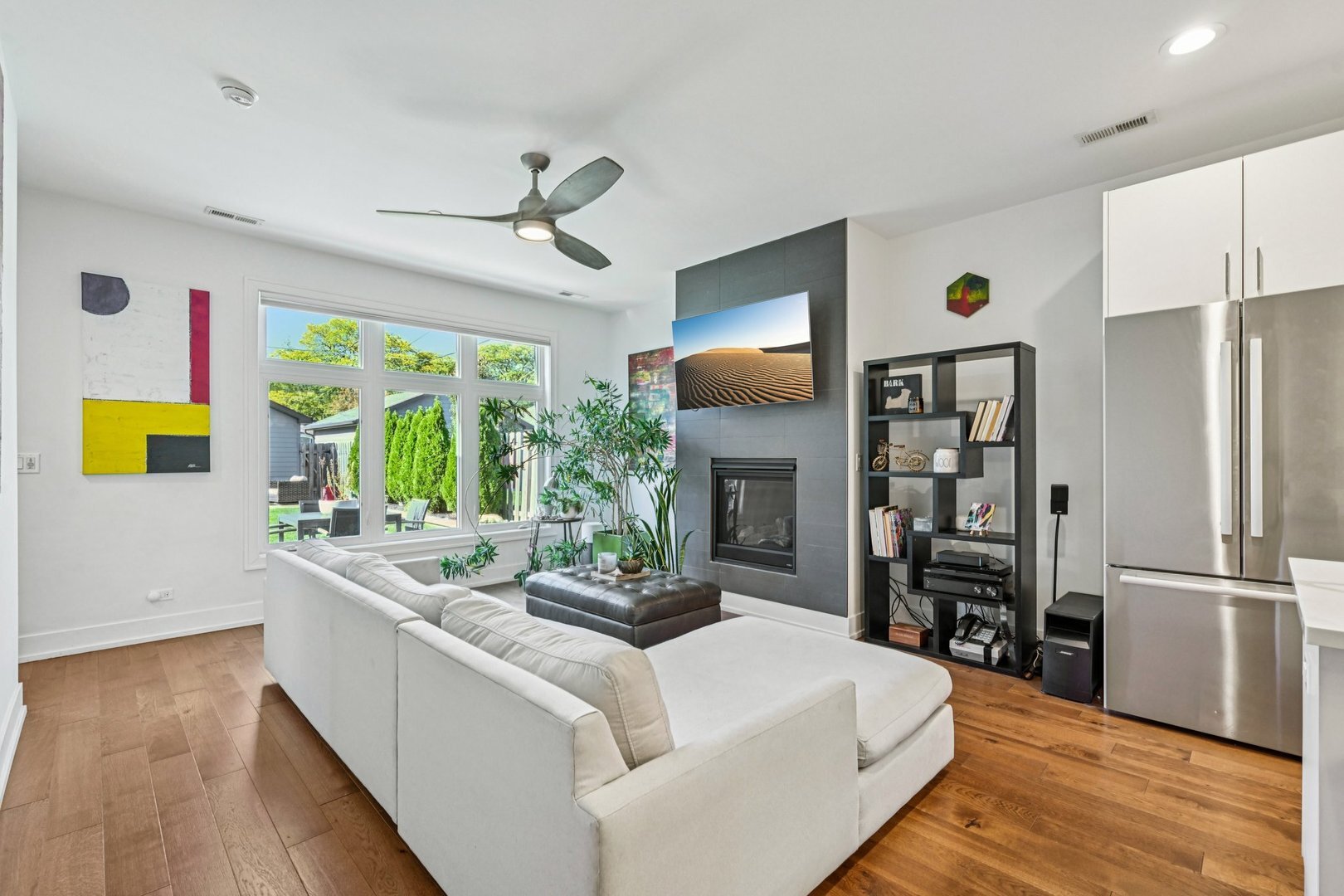 Evanston, Illinois, 60202, United States, 4 Bedrooms Bedrooms, ,3 BathroomsBathrooms,Residential,For Sale,1991957