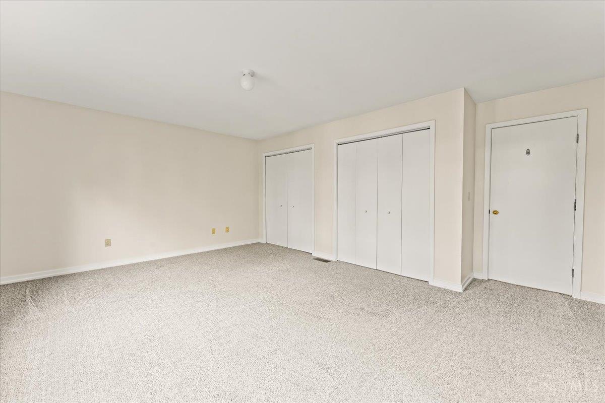 Cincinnati, Ohio, 45226, United States, 4 Bedrooms Bedrooms, ,4 BathroomsBathrooms,Residential,For Sale,1912021