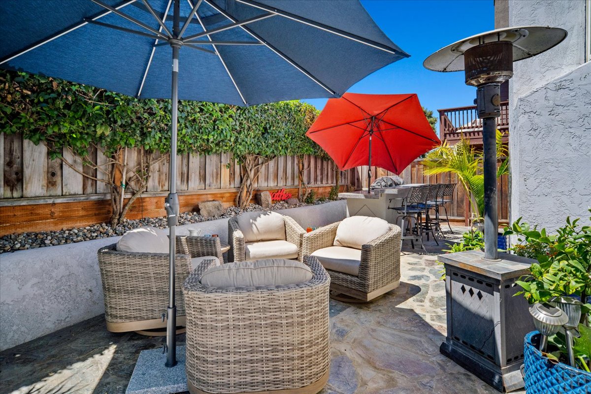 Salinas, California, 93908, United States, 3 Bedrooms Bedrooms, ,2 BathroomsBathrooms,Residential,For Sale,1914663