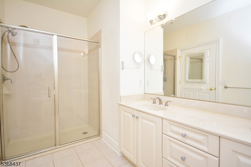 Watchung Boro, New Jersey, 07069, United States, 3 Bedrooms Bedrooms, ,3 BathroomsBathrooms,Residential,For Sale,1883486
