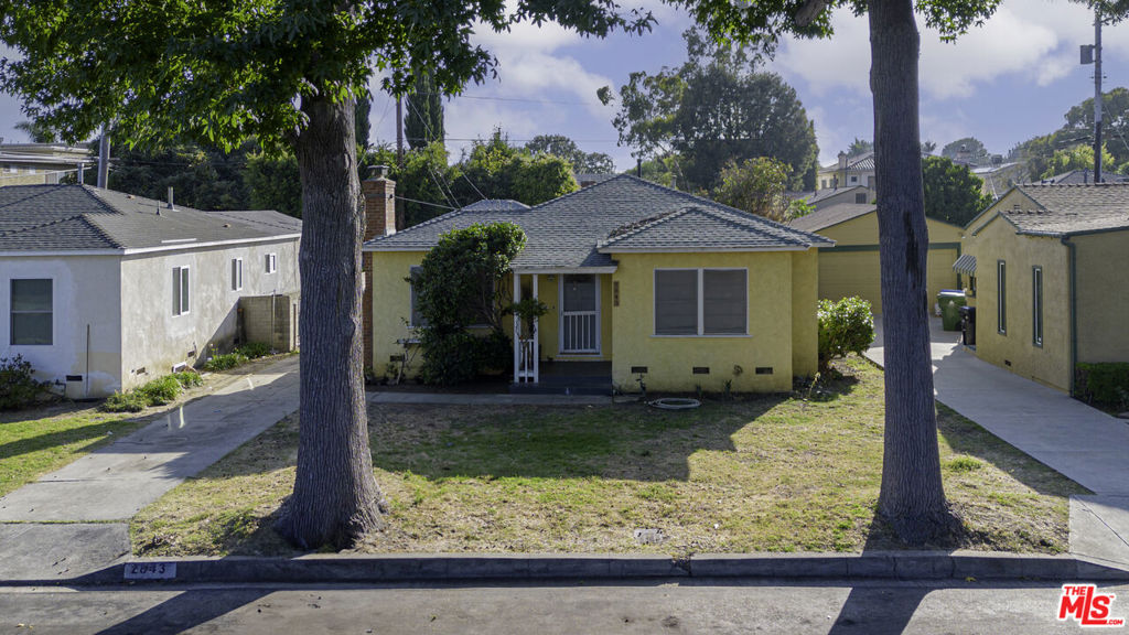 2843 Stoner Avenue, Los Angeles, California, 90064, United States, 3 Bedrooms Bedrooms, ,1 BathroomBathrooms,Residential,For Sale,2843 Stoner Avenue,1632874