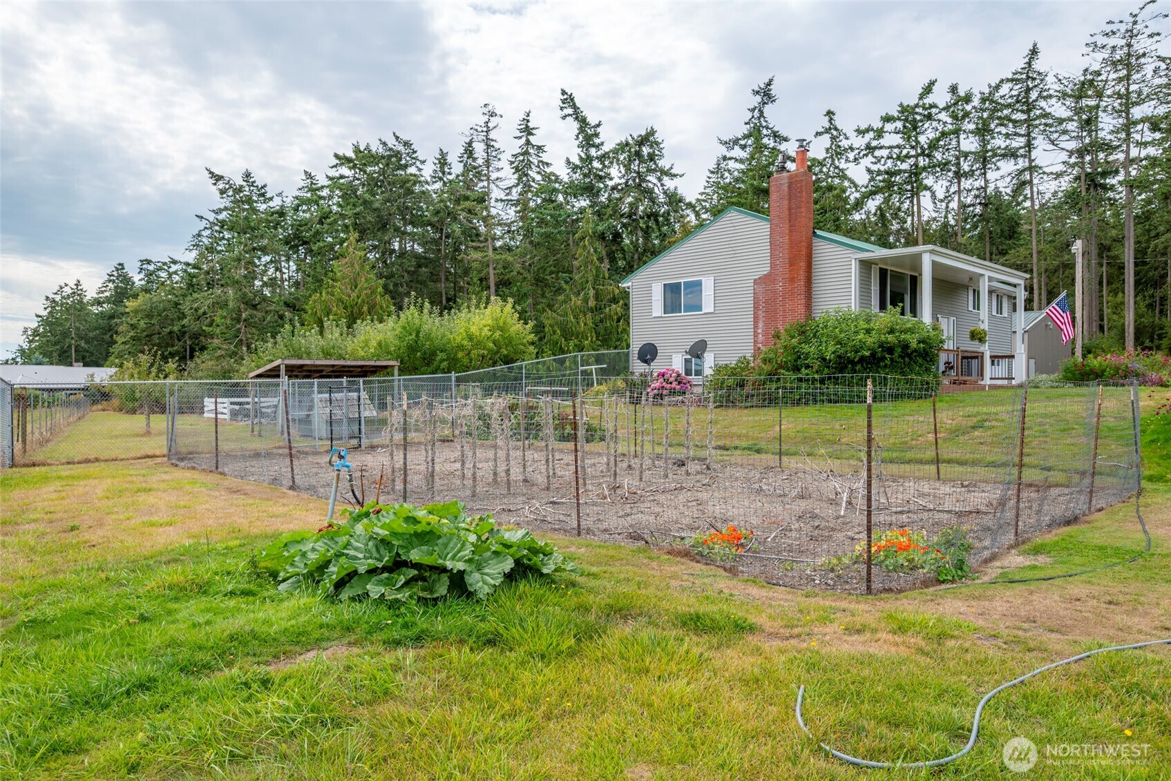 Oak Harbor, Washington, 98277, United States, 4 Bedrooms Bedrooms, ,1 BathroomBathrooms,Residential,For Sale,1926179