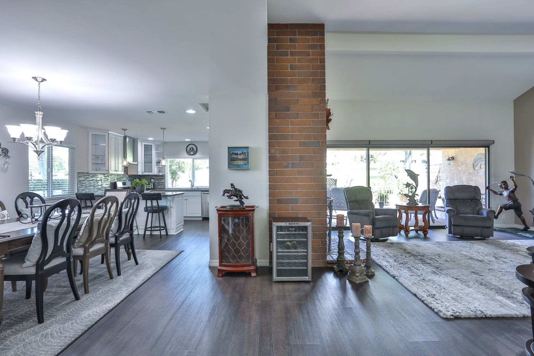  1053 Saint Andrews Drive, Upland, CA 91784 - 物件實景
