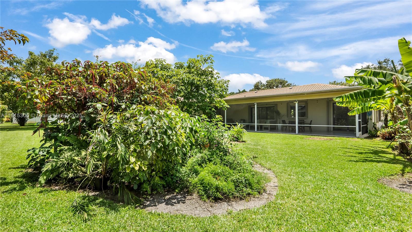 Coral Springs, Florida, 33071, United States, 3 Bedrooms Bedrooms, ,2 BathroomsBathrooms,Residential,For Sale,1857646