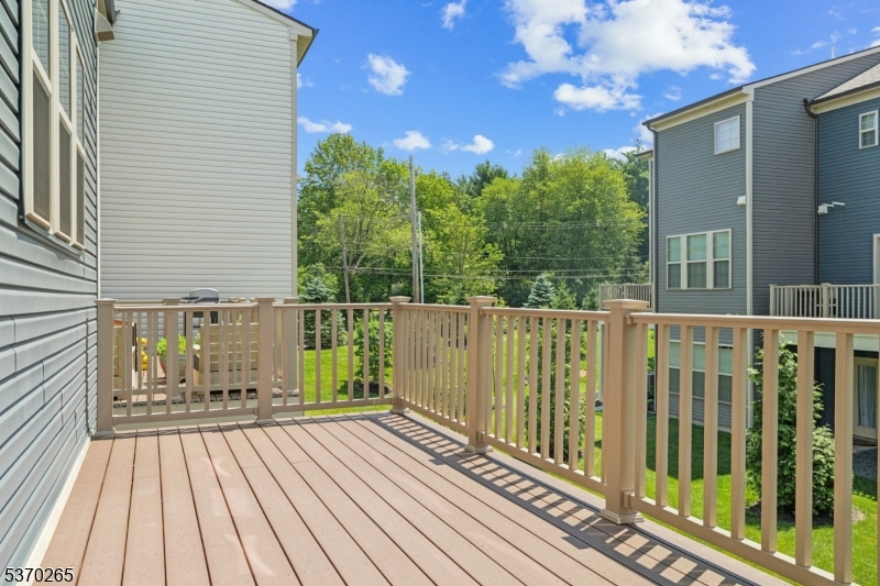 Warren Twp., New Jersey, 07059, United States, 4 Bedrooms Bedrooms, ,4 BathroomsBathrooms,Residential,For Sale,1940451