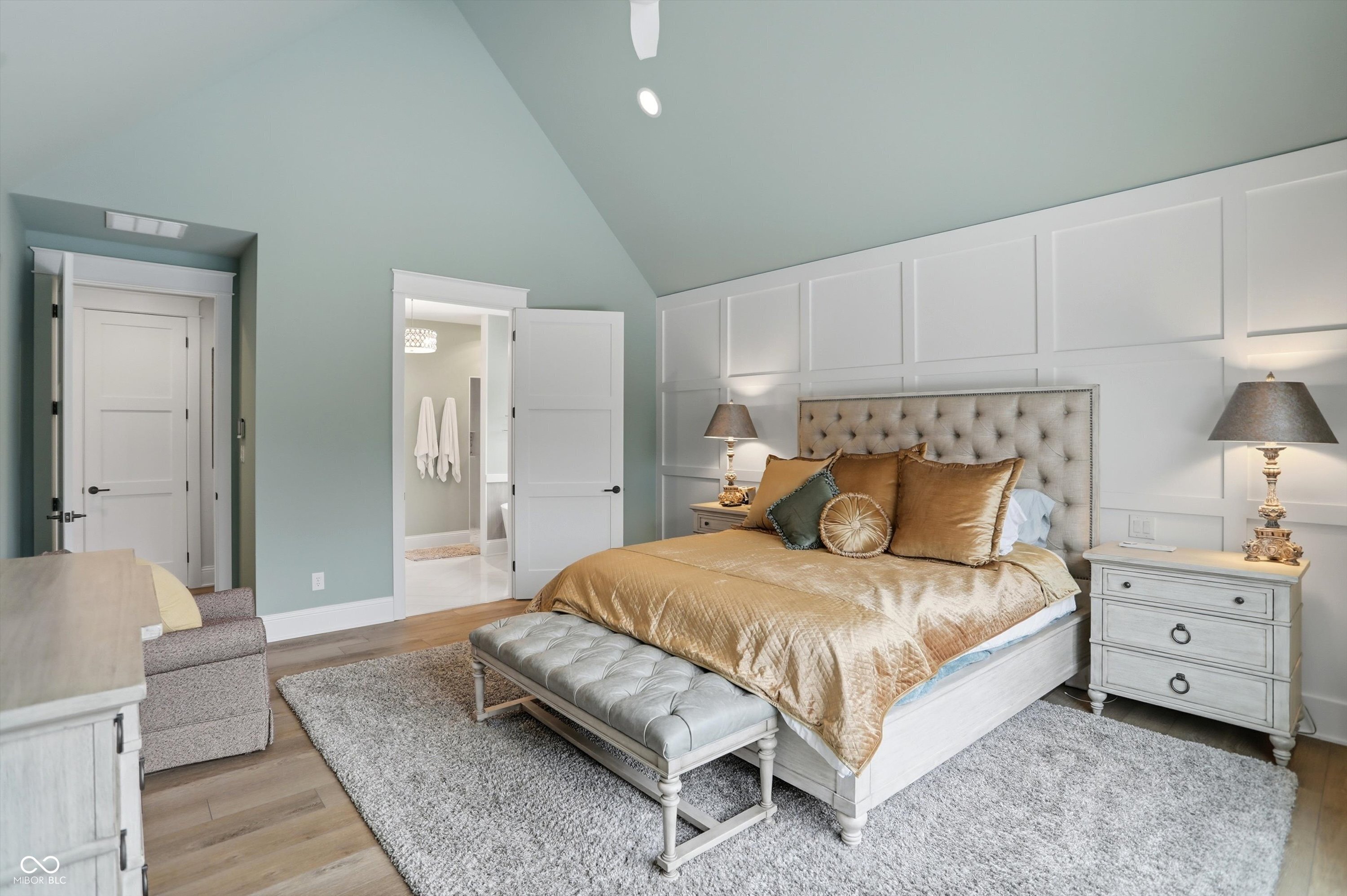 Carmel, Indiana, 46033, United States, 5 Bedrooms Bedrooms, ,5 BathroomsBathrooms,Residential,For Sale,2001203