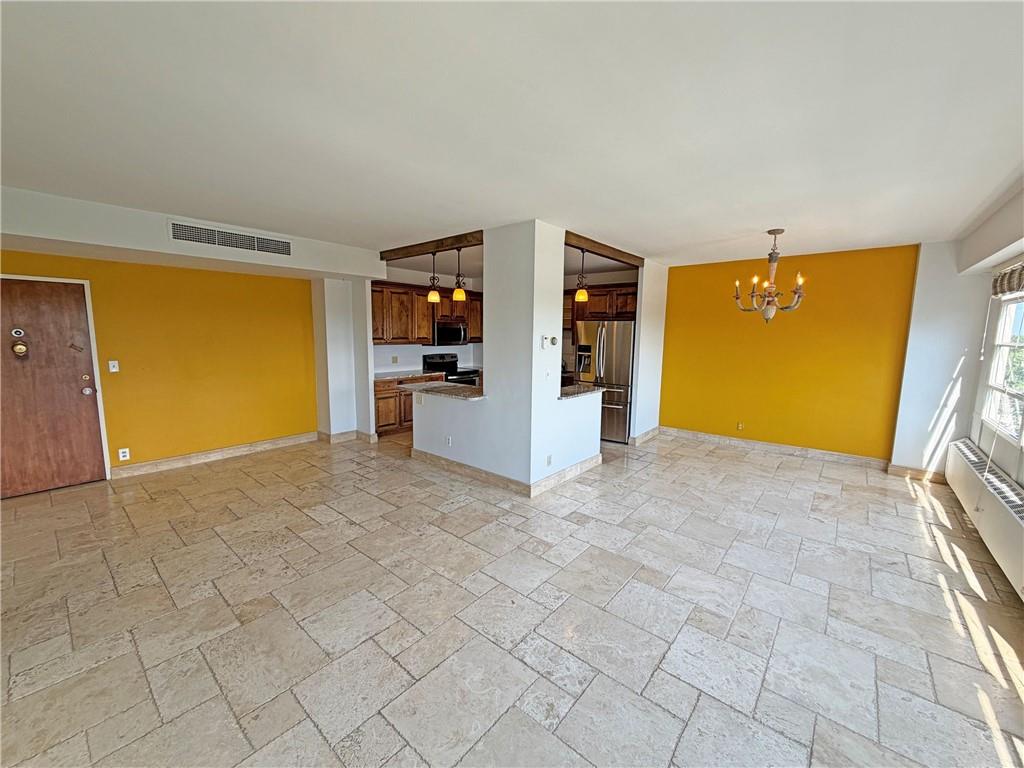 Meyer Blvd, Kansas City, MO 64113 #1