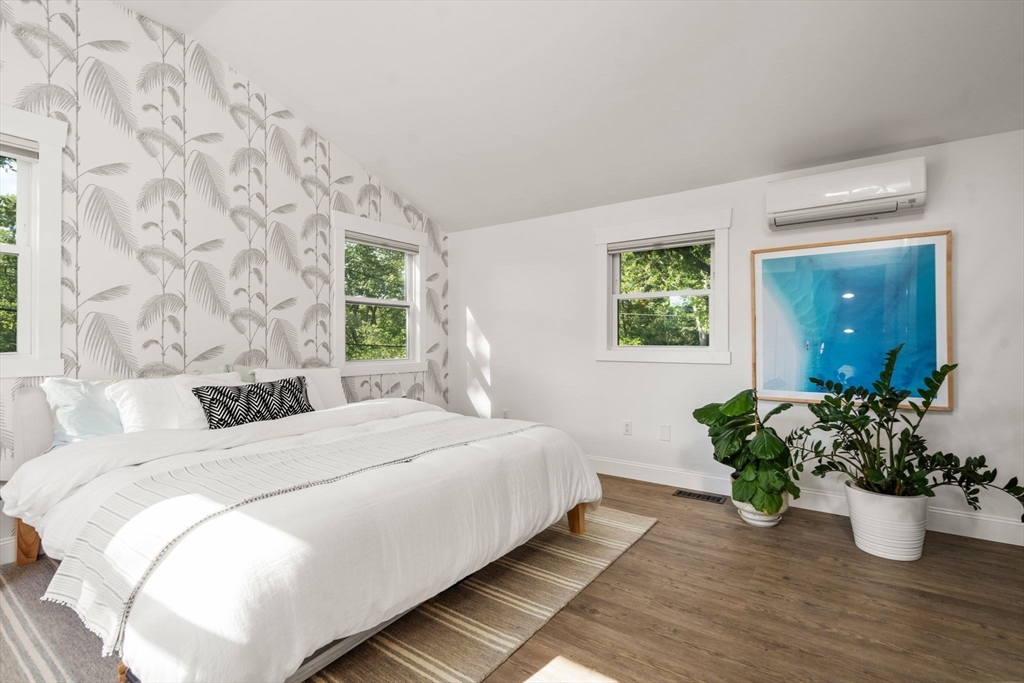 Northborough, Massachusetts, 01532, United States, 2 Bedrooms Bedrooms, ,2 BathroomsBathrooms,Residential,For Sale,1987987