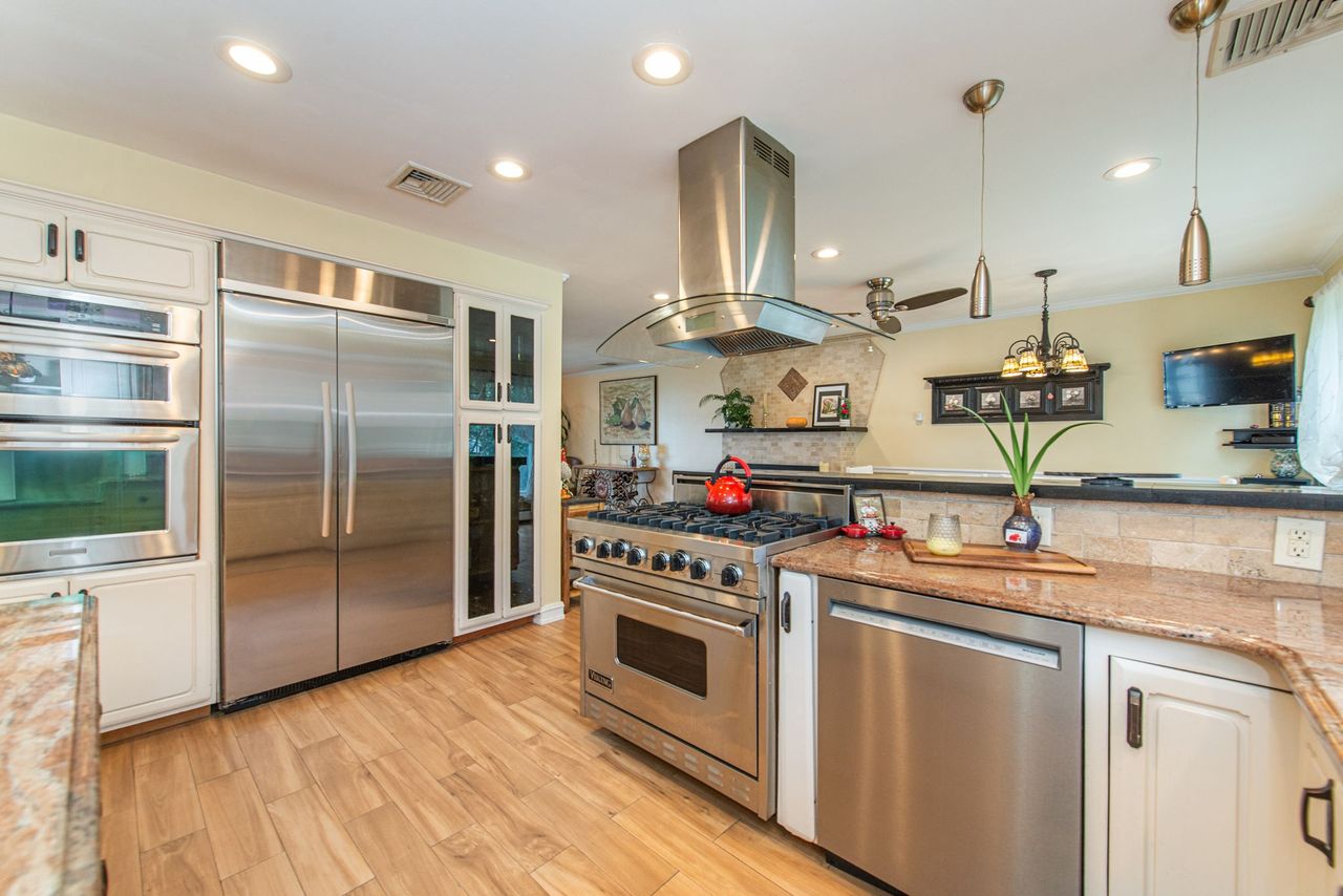 Wood Ridge, New Jersey, 07075, United States, 4 Bedrooms Bedrooms, ,4 BathroomsBathrooms,Residential,For Sale,1978112