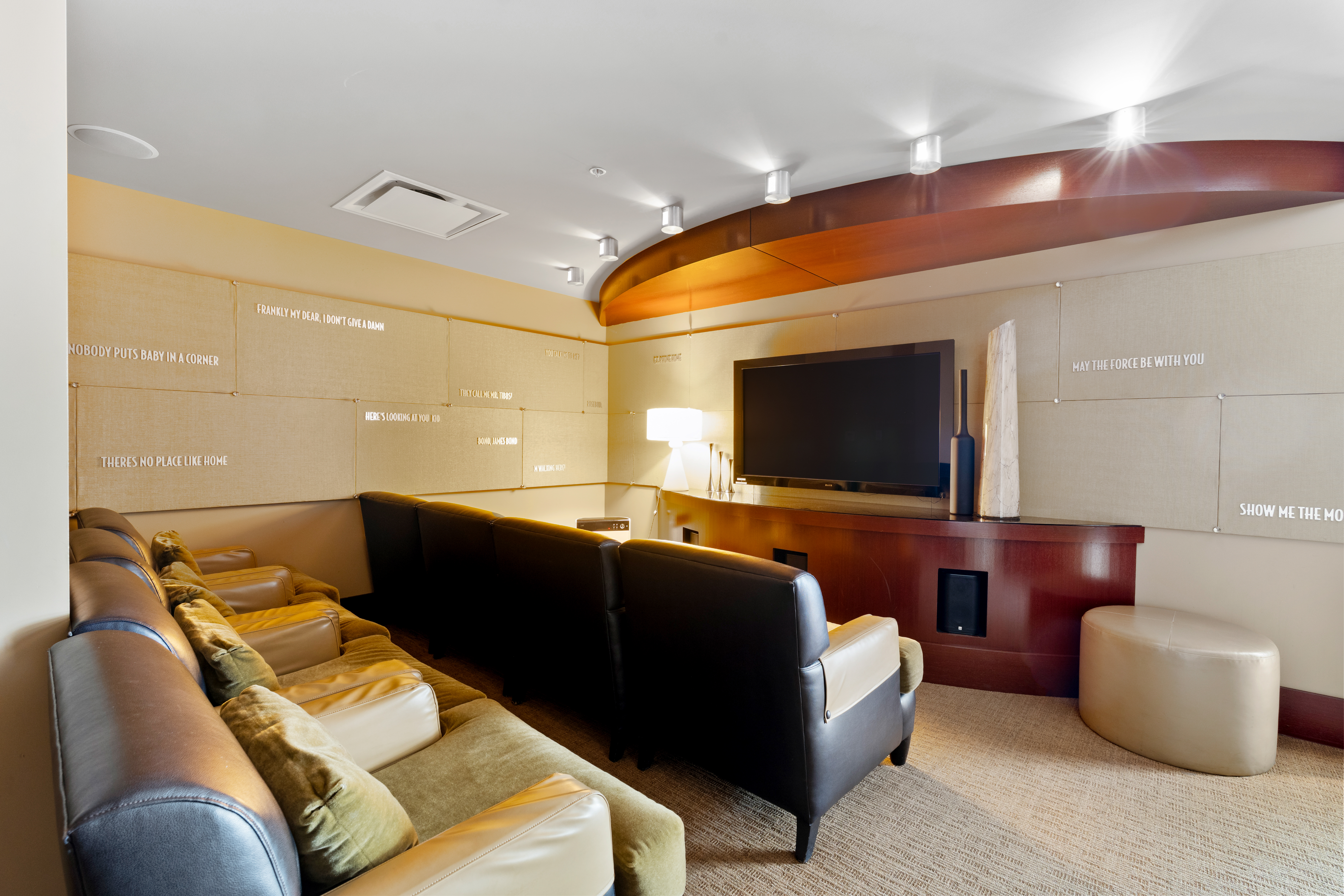  1325 Pacific Highway, San Diego, CA 92101 - 物件實景