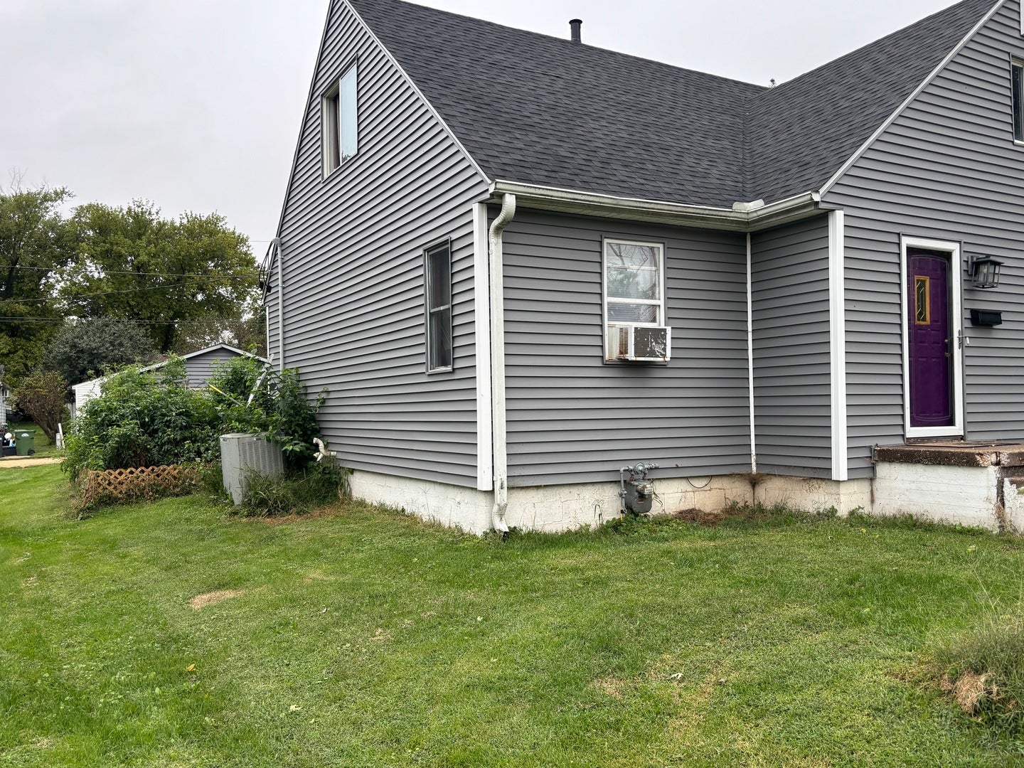 Dunham St, Clinton, IA 52732 #1