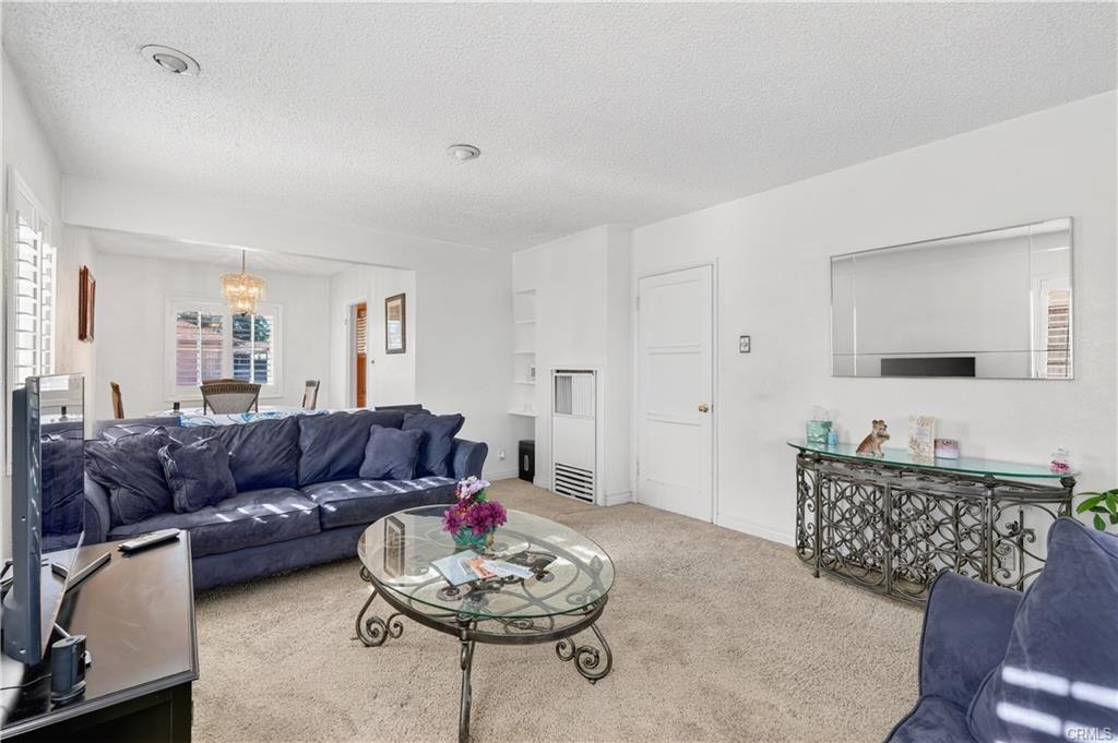 Los Angeles, California, 90061, United States, 3 Bedrooms Bedrooms, ,1 BathroomBathrooms,Residential,For Sale,2012539