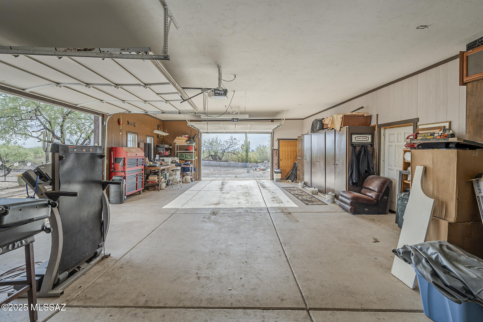 Sahuarita, Arizona, 85629, United States, 6 Bedrooms Bedrooms, ,3 BathroomsBathrooms,Residential,For Sale,1919745