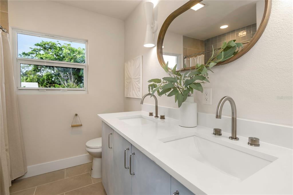 Belleair Bluffs, Florida, 33770, United States, 4 Bedrooms Bedrooms, ,3 BathroomsBathrooms,Residential,For Sale,1906119
