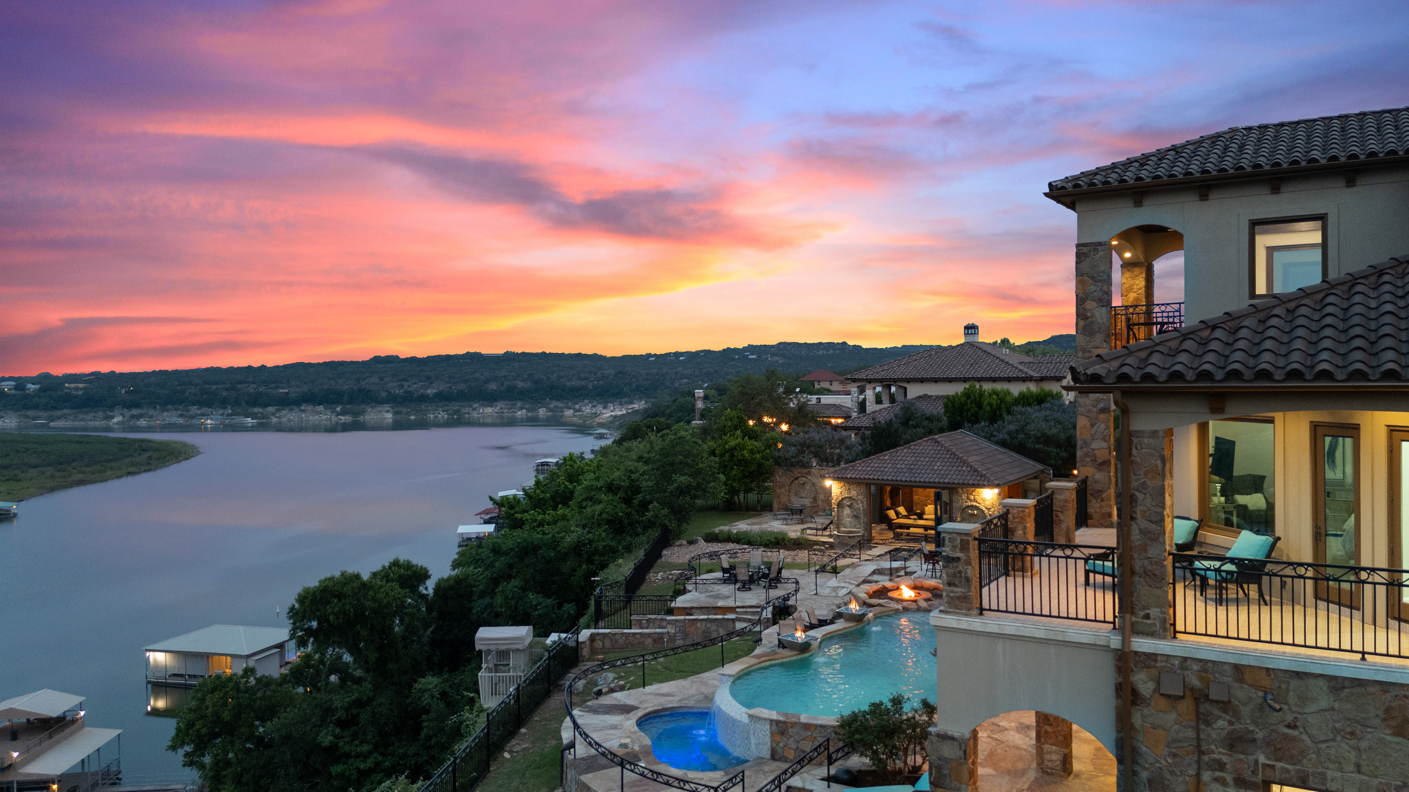  Lake Travis Estate - 物件實景