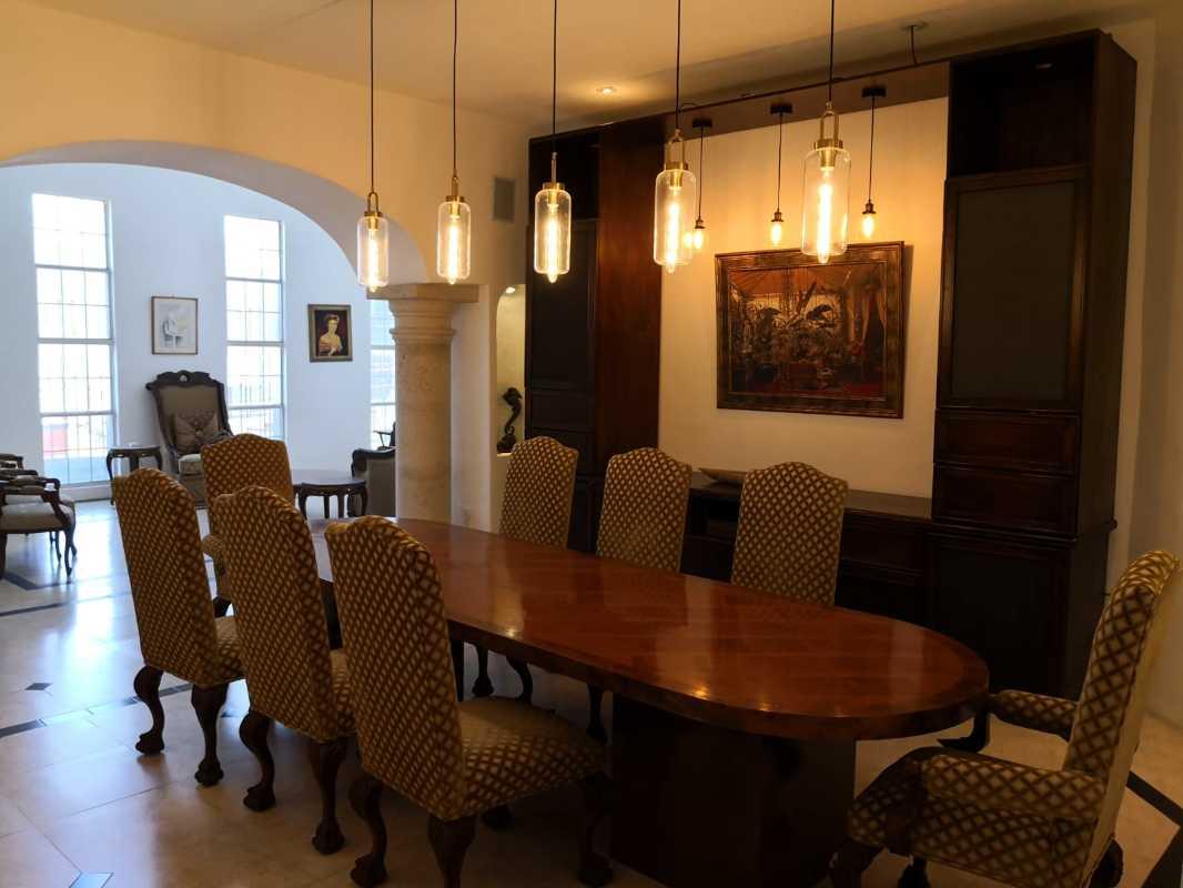 Versalles, San Pedro Garza García, Nuevo León, 66290, Mexico, 4 Bedrooms Bedrooms, ,6 BathroomsBathrooms,Residential,For Sale,Versalles,1443066