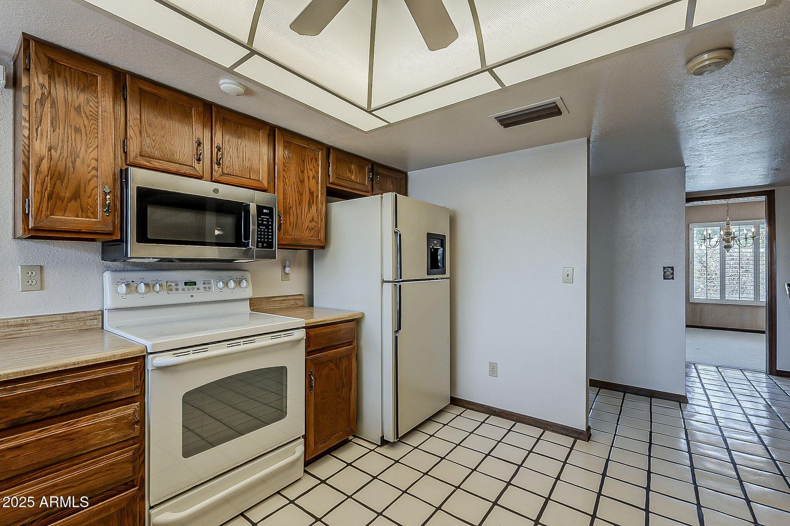 Scottsdale, Arizona, 85258, United States, 4 Bedrooms Bedrooms, ,2 BathroomsBathrooms,Residential,For Sale,1916336