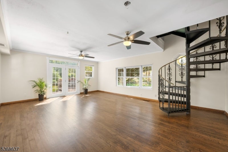 Rockaway Twp., New Jersey, 07005, United States, 9 Bedrooms Bedrooms, ,4 BathroomsBathrooms,Residential,For Sale,1979468