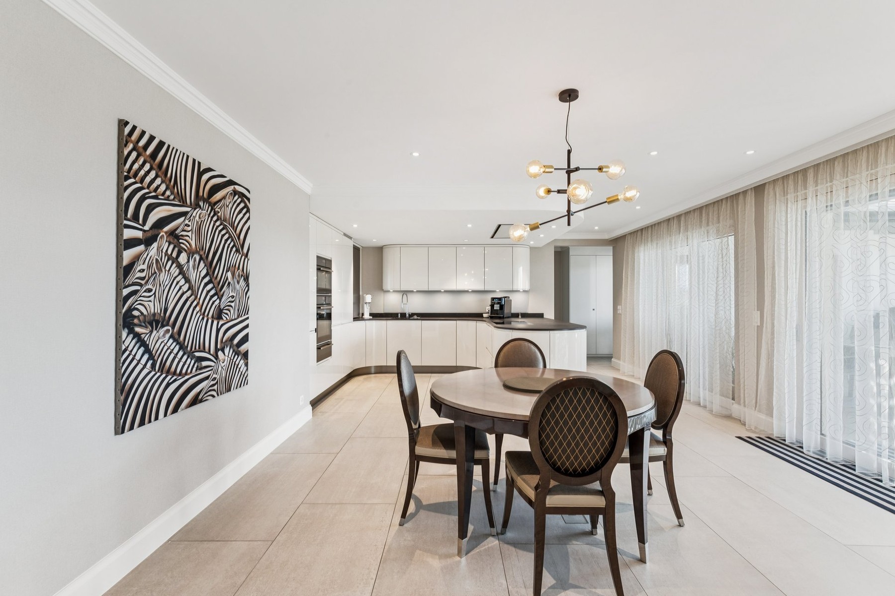  Exclusive: Contemporary home with panoramic views of the Alps and the lake - 物件實景