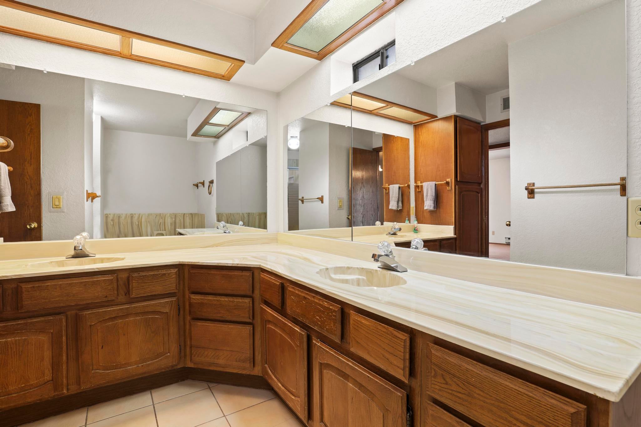 Payson, Arizona, 85541, United States, 5 Bedrooms Bedrooms, ,3 BathroomsBathrooms,Residential,For Sale,1805847