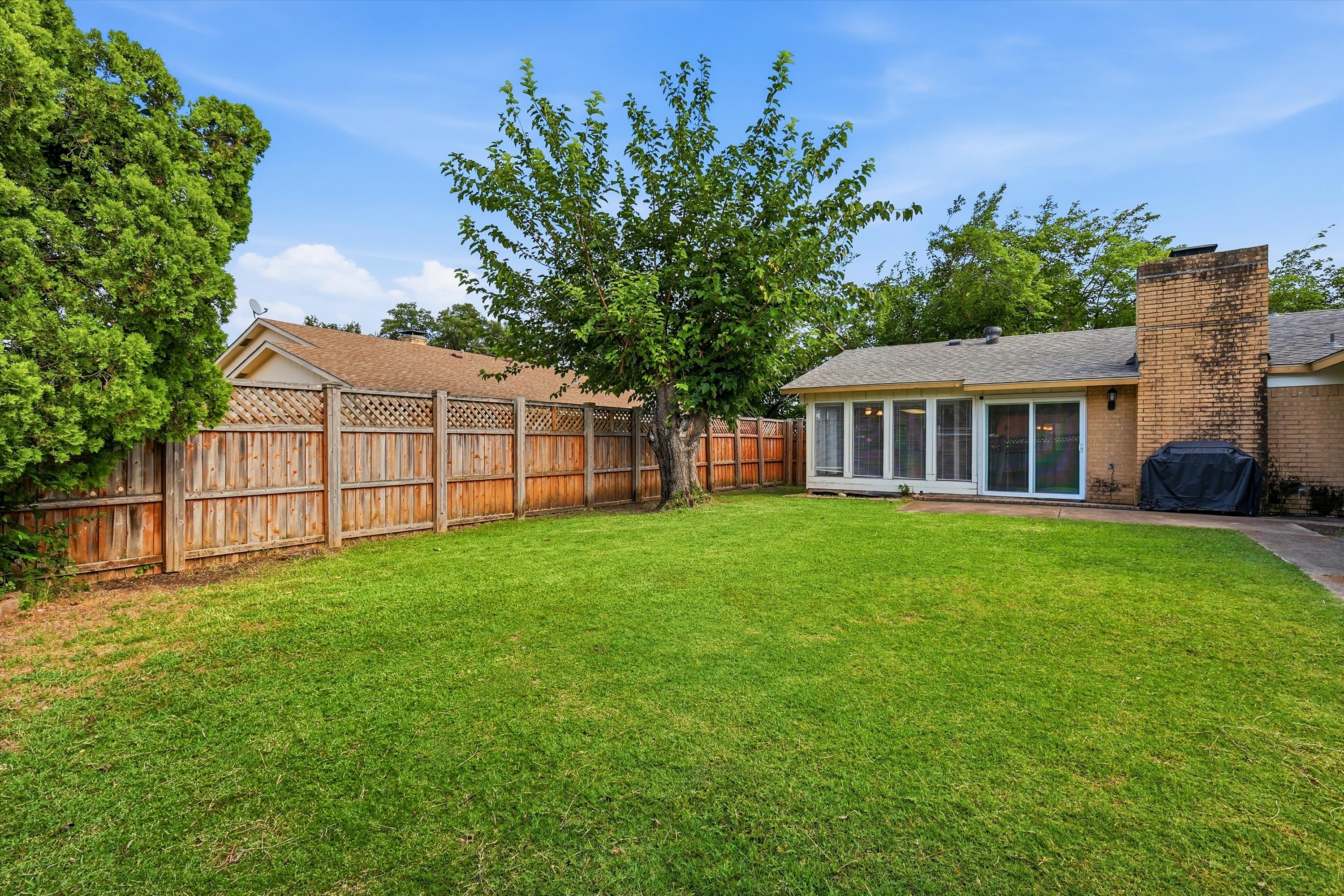  2601 Raintree Drive, Plano, TX, 75074 - 物件實景