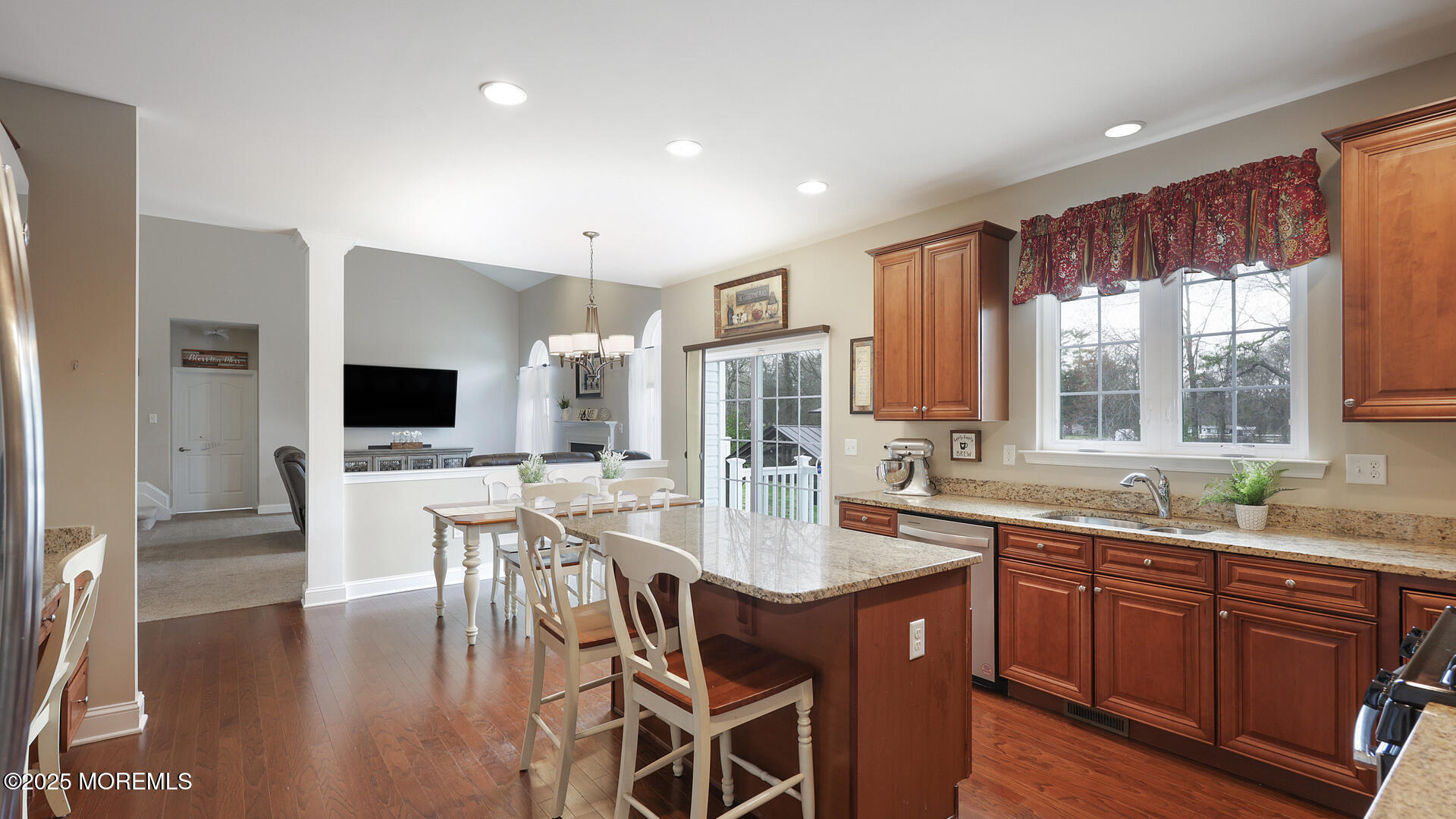 Jackson, New Jersey, 08527, United States, 5 Bedrooms Bedrooms, ,4 BathroomsBathrooms,Residential,For Sale,1779386