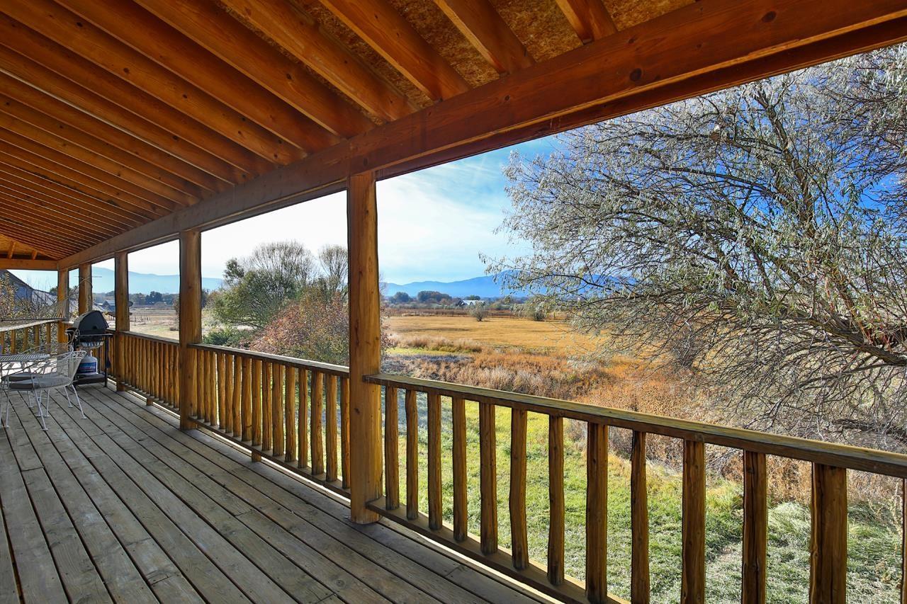 Taos, New Mexico, 87571, United States, 5 Bedrooms Bedrooms, ,5 BathroomsBathrooms,Residential,For Sale,1850359