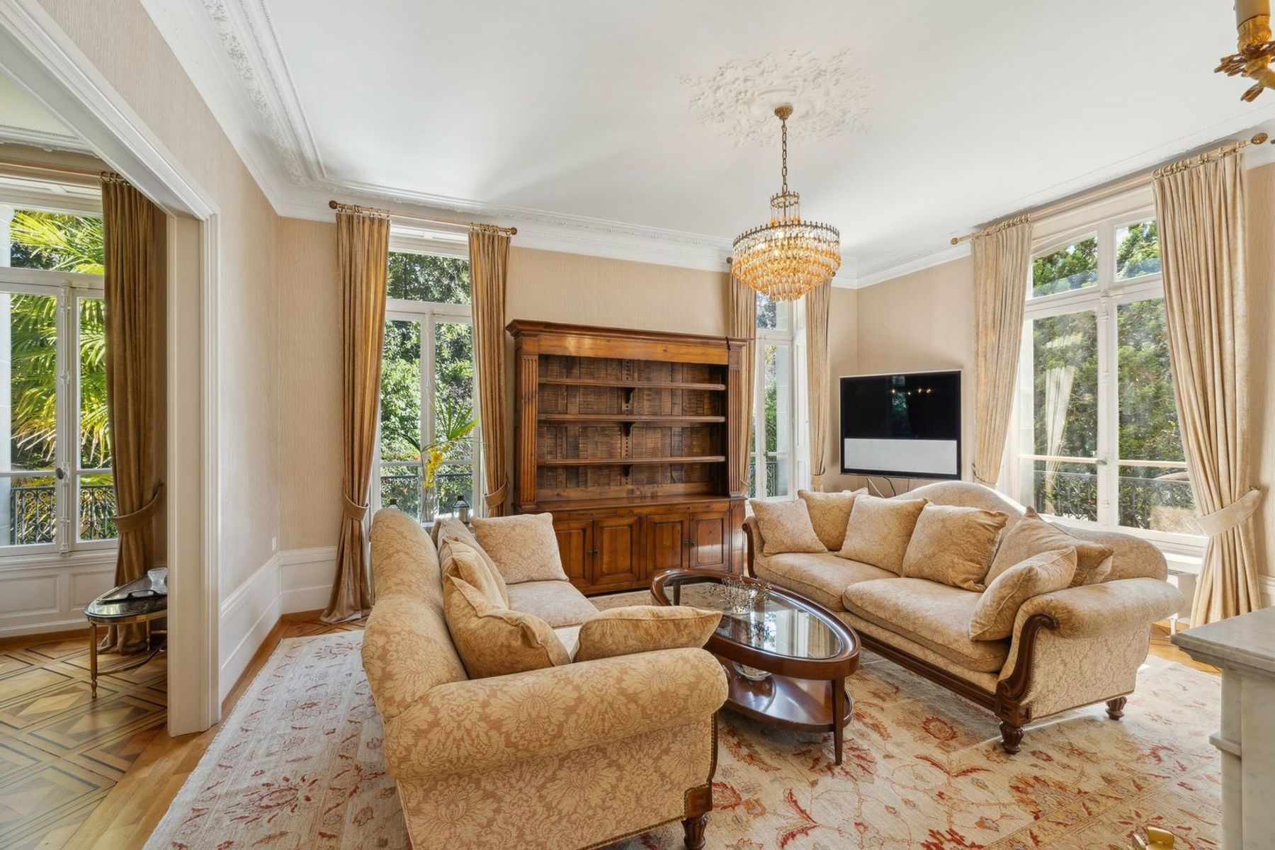  Prestigious property a few steps from the lakefront, lush parkland - 物件實景