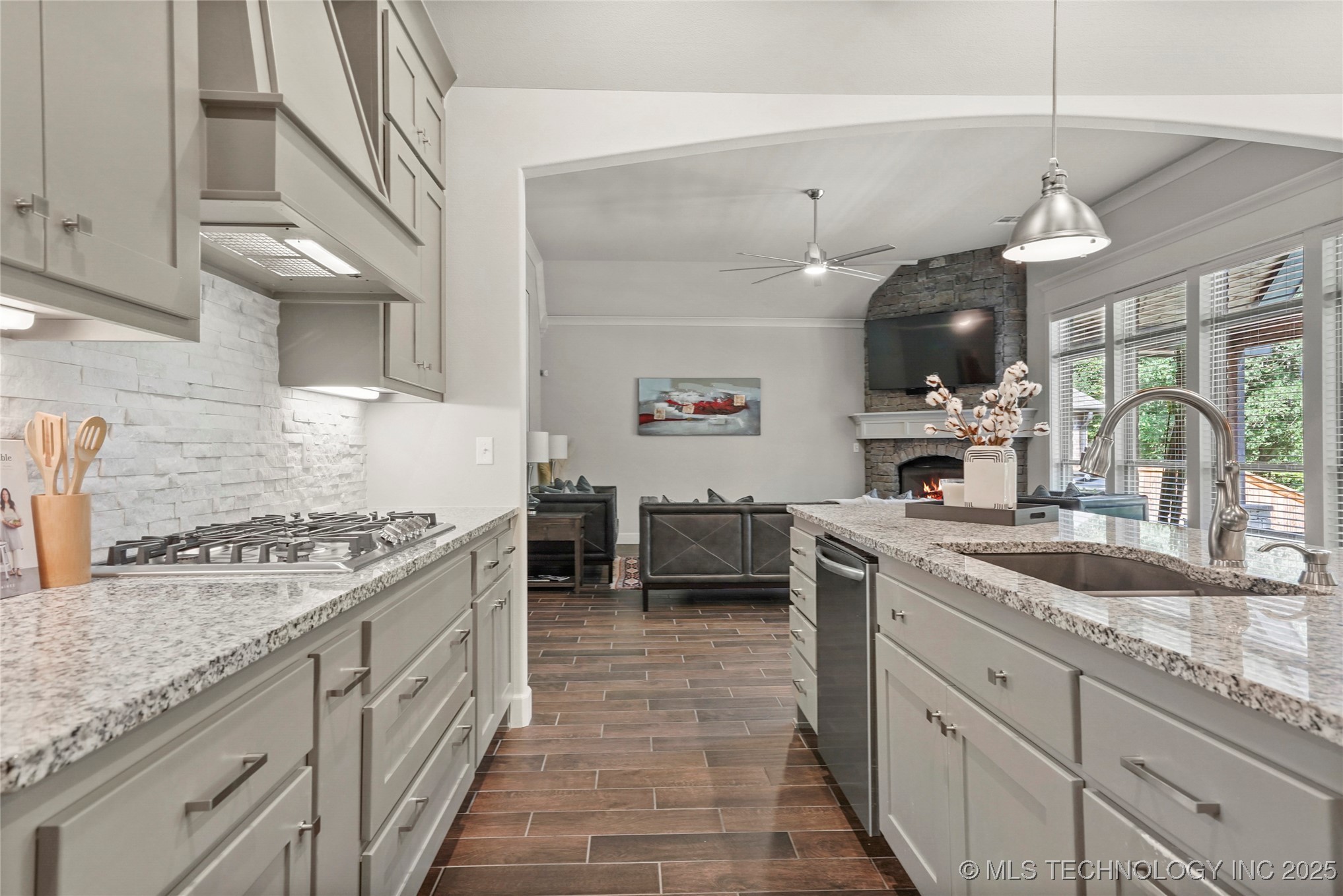 Broken Arrow, Oklahoma, 74014, United States, 3 Bedrooms Bedrooms, ,2 BathroomsBathrooms,Residential,For Sale,1940073