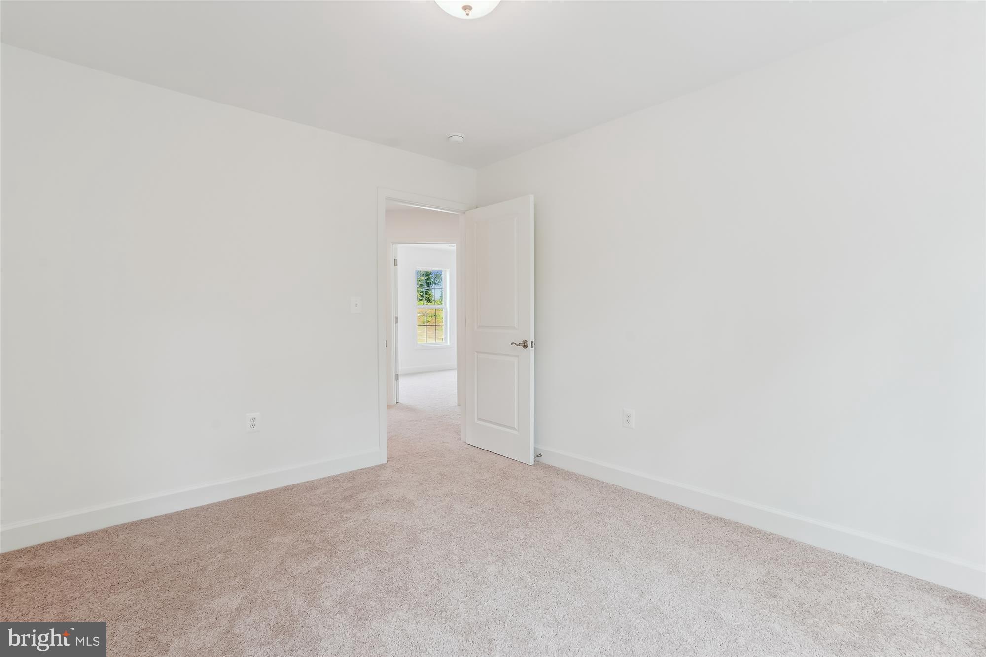 Culpeper, Virginia, 22701, United States, 4 Bedrooms Bedrooms, ,3 BathroomsBathrooms,Residential,For Sale,1974378