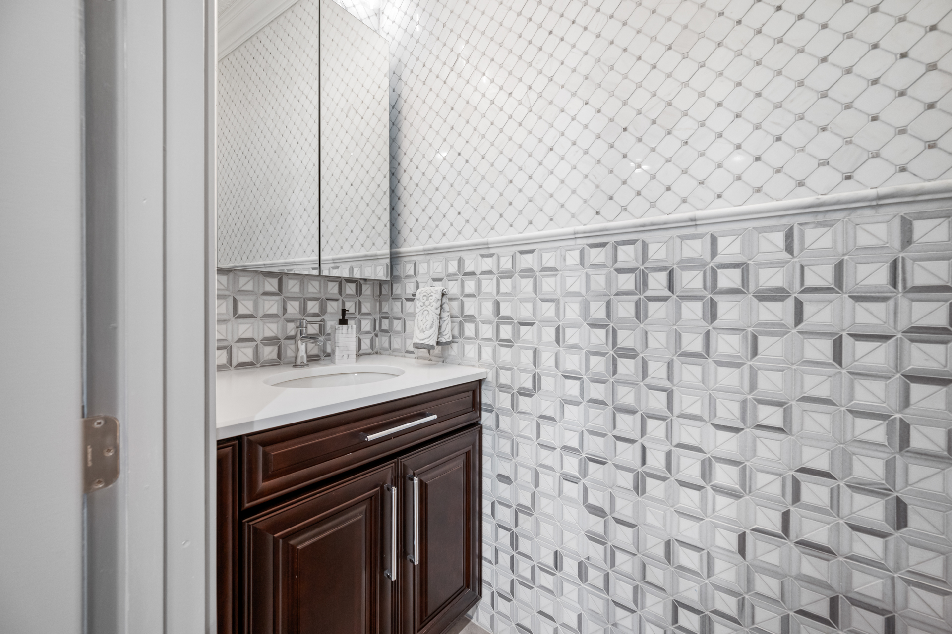 St Petersburg, Florida, 33701, United States, 3 Bedrooms Bedrooms, ,3 BathroomsBathrooms,Residential,For Sale,1979371