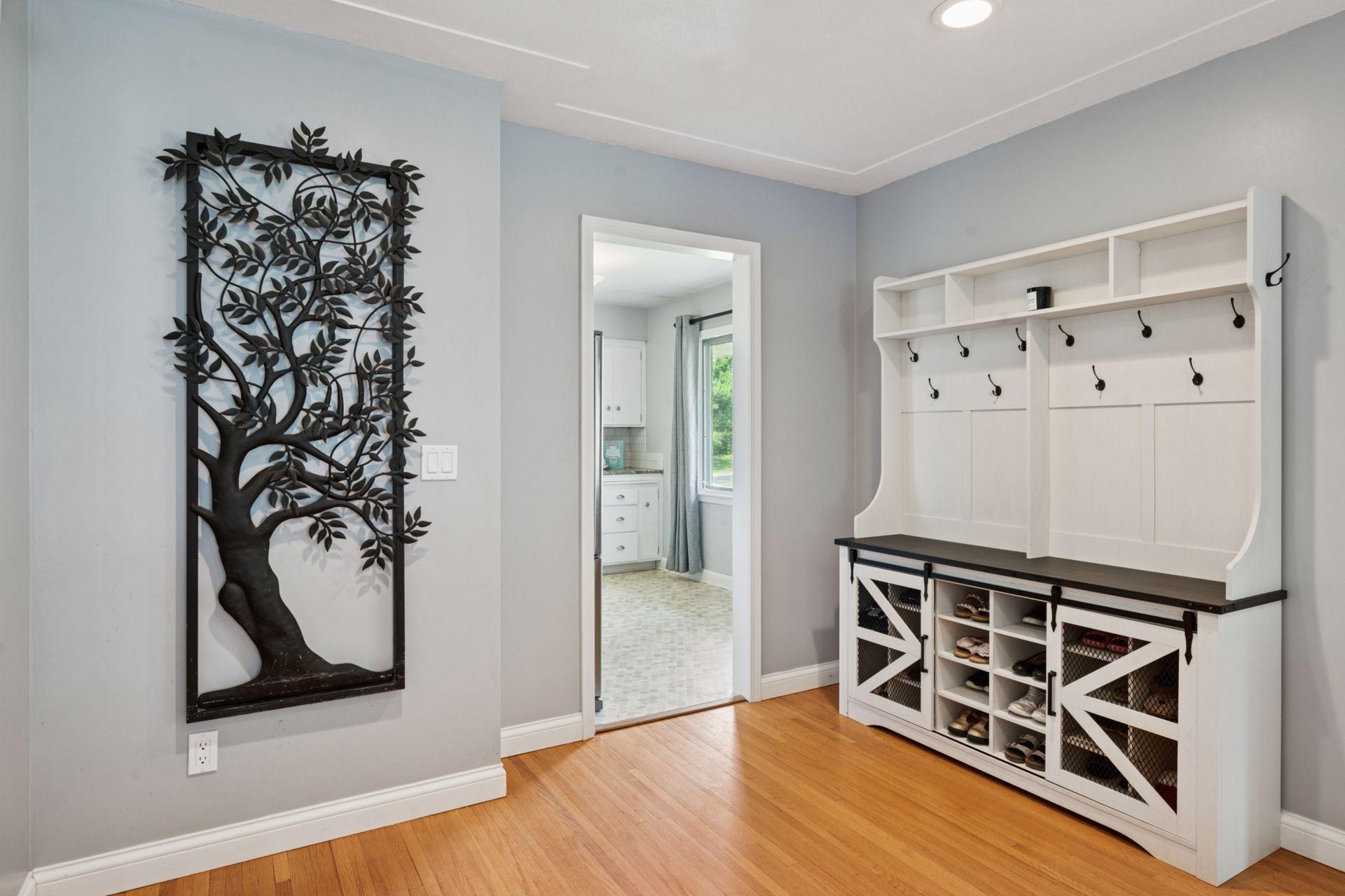 Edina, Minnesota, 55435, United States, 4 Bedrooms Bedrooms, ,3 BathroomsBathrooms,Residential,For Sale,1907442