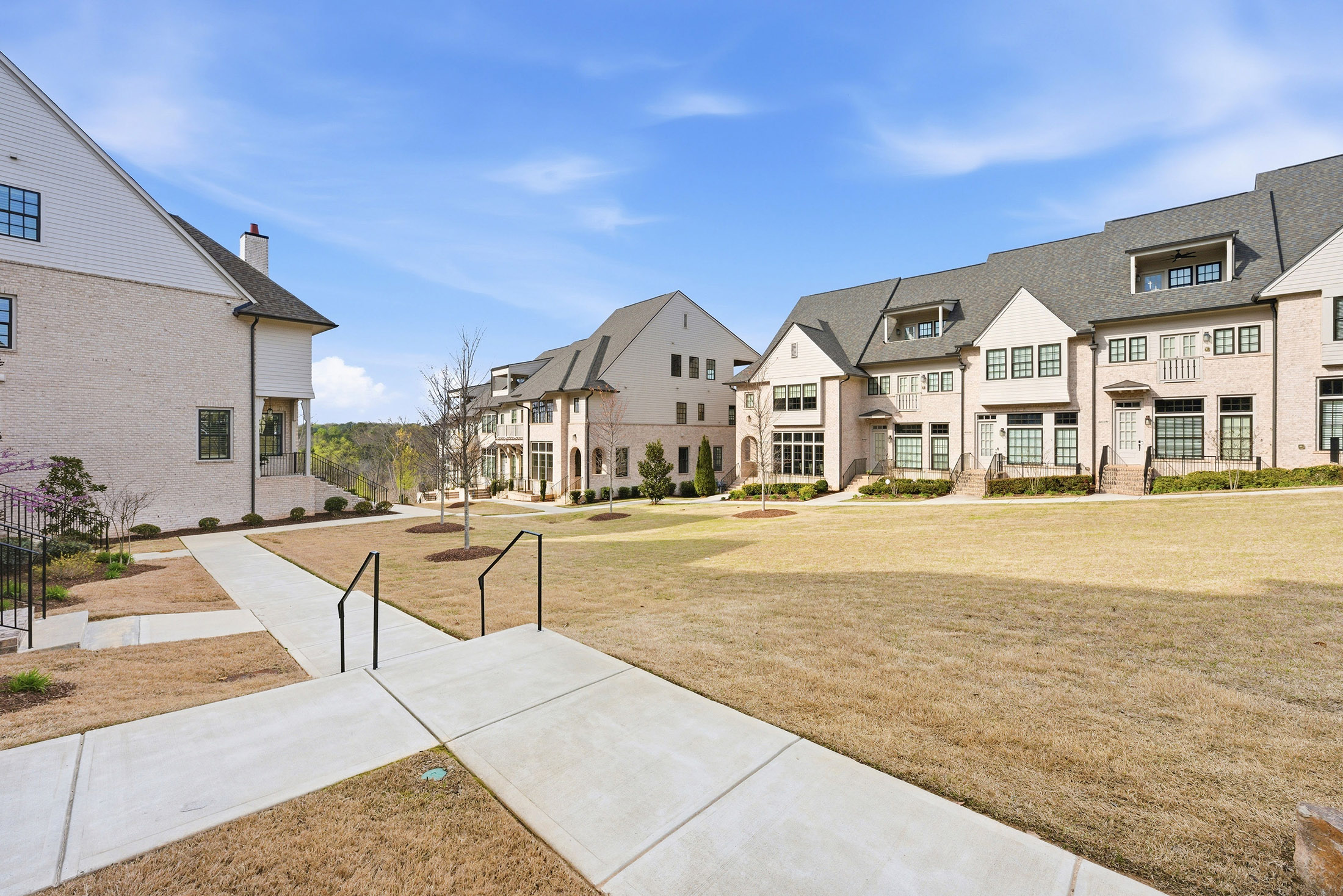  Location, Livability and Thoughtful Upgrades in a One-of-a-Kind Setting - 物件實景