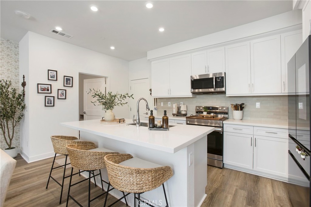 Rancho Mission Viejo, California, 92694, United States, 3 Bedrooms Bedrooms, ,3 BathroomsBathrooms,Residential,For Sale,1987643