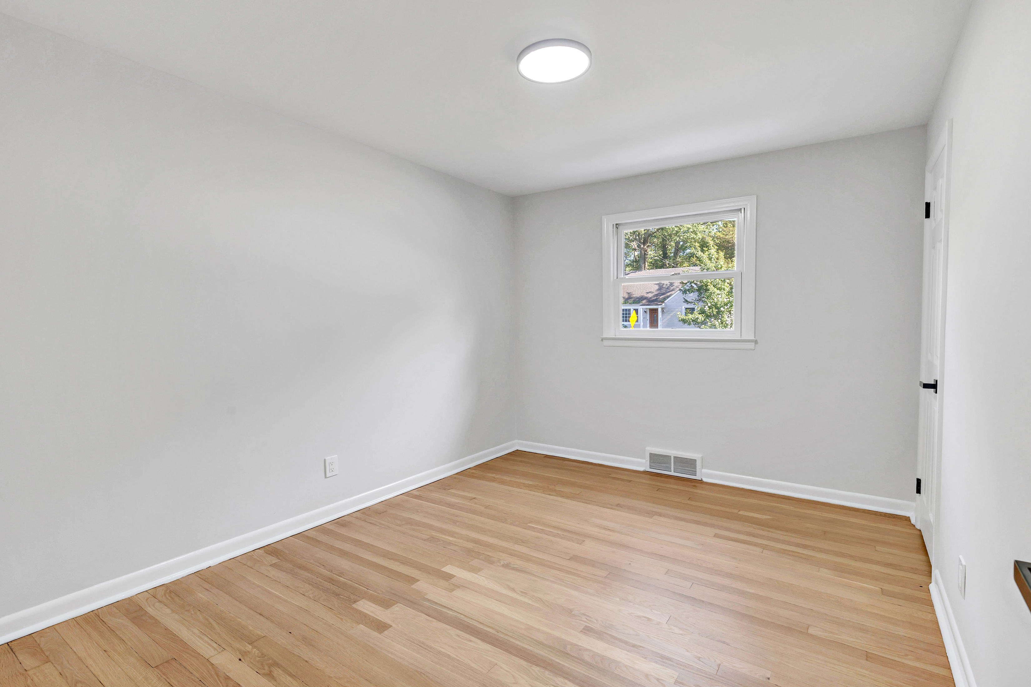 bridgeport, Connecticut, 06606, United States, 4 Bedrooms Bedrooms, ,3 BathroomsBathrooms,Residential,For Sale,1903043