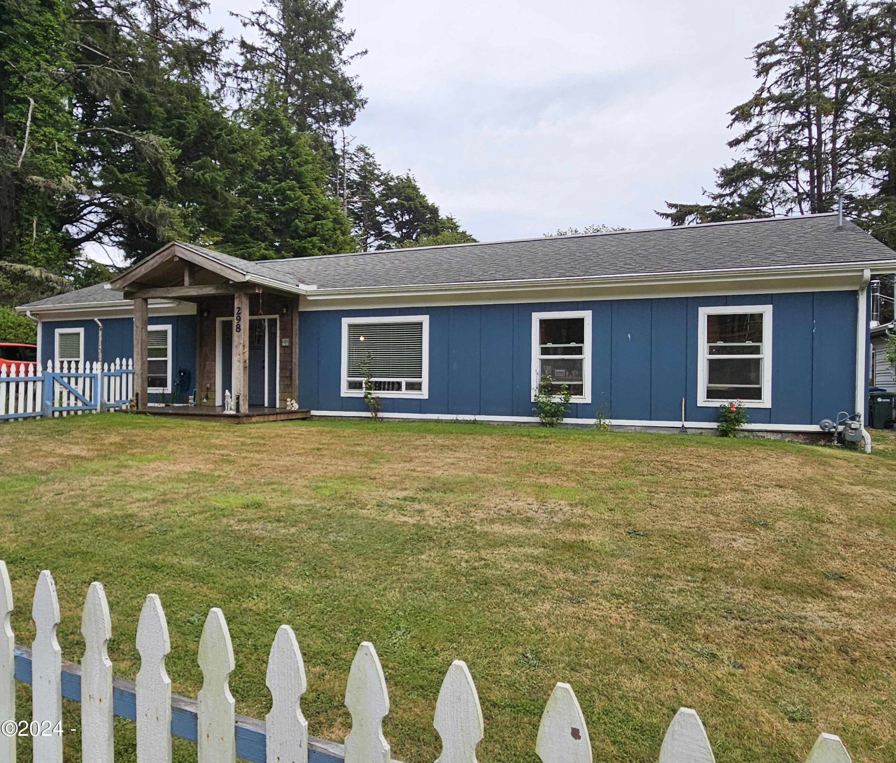 298 NE 53rd ST, Newport, Oregon, 97365, United States, 4 Bedrooms Bedrooms, ,2 BathroomsBathrooms,Residential,For Sale,298 NE 53rd ST,1623040