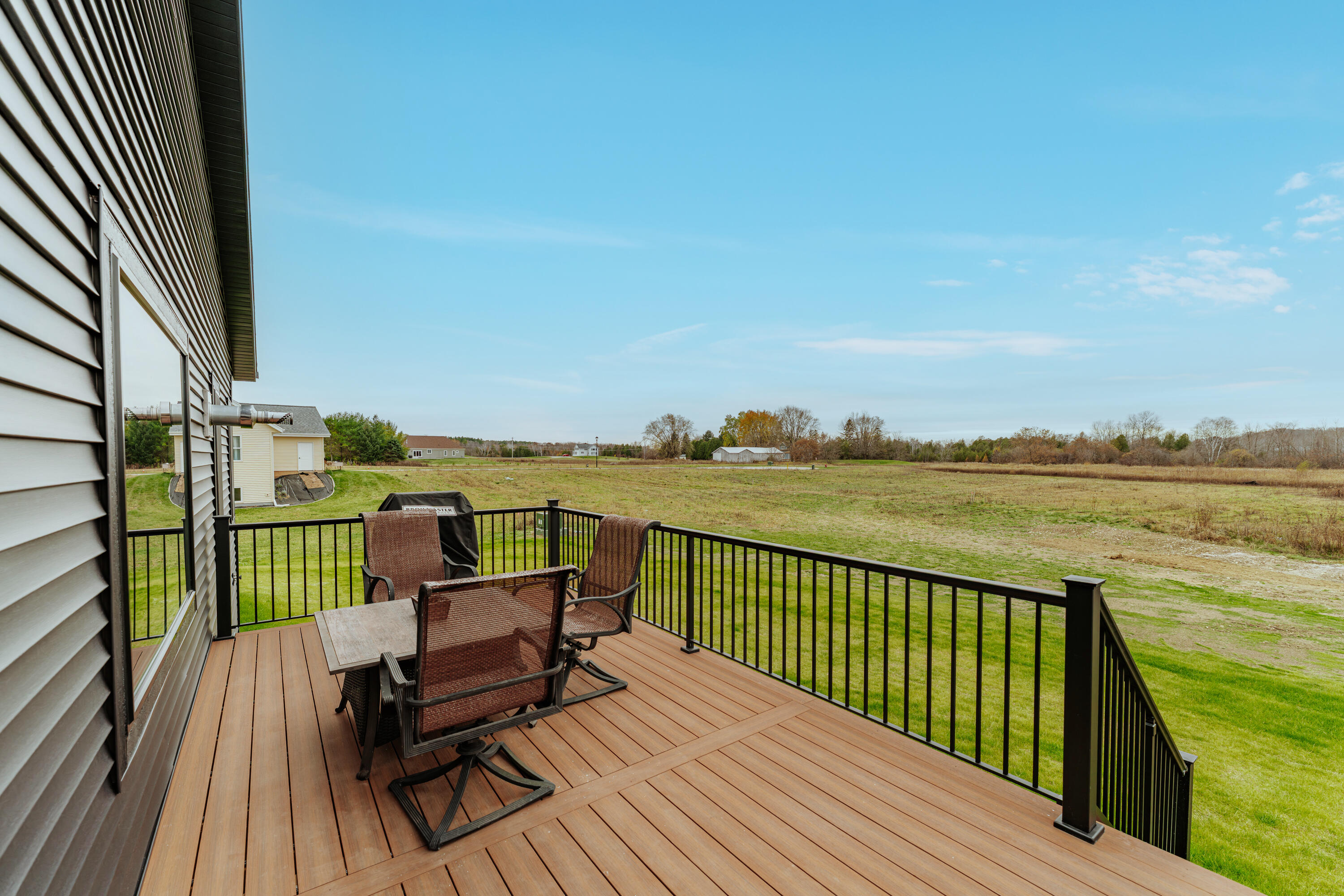 Random Lake, Wisconsin, 53075, United States, 3 Bedrooms Bedrooms, ,2 BathroomsBathrooms,Residential,For Sale,1990952