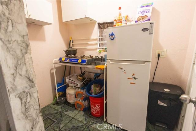 Los Angeles, California, 90059, United States, ,Residential,For Sale,1997747